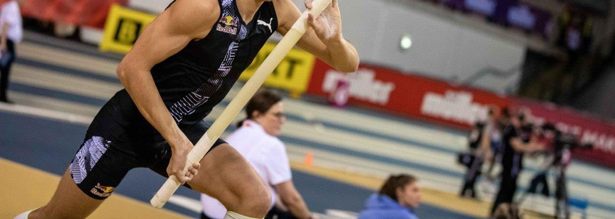 Duplantis raises world pole vault record to 6.18m in ...