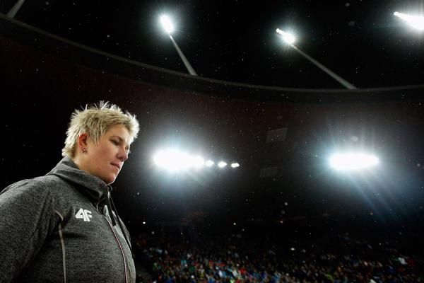 anita-wlodarczyk-hammer-world-record
