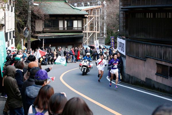 heritage-plaque-hakone-ekiden-penn-relays