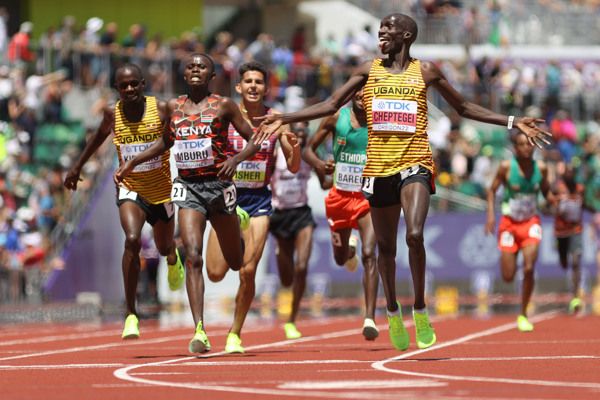 wch-oregon22-report-men-10000m