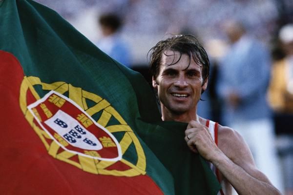 lopes-historical-sub-208-marathon