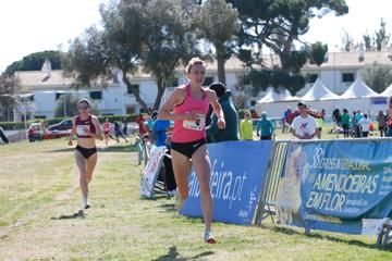 european-runners-almond-blossom-cross-country