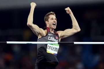 derek-drouin-canada-high-jump2