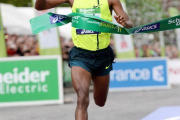 paris-marathon-kenenisa-bekele-debut-2014-rep