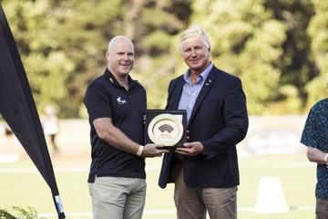 World Athletics Heritage Plaque ceremony, Auckland, New Zealand, Sunday 23 Feb 2020: Cameron Taylor & Geoff Gardner with the Arthur Lydiard plaque