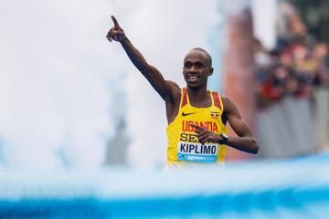 jacob-kiplimo-uganda-distance-runner