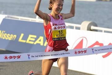 kizaki-out-duels-ozaki-in-yokohama