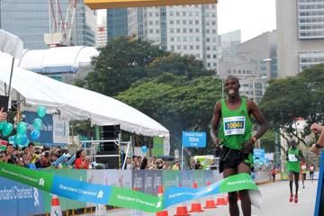 kenyans-lilan-and-kosgei-take-titles-in-singa