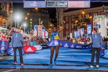 jepkosgei-world-10km-record-prague