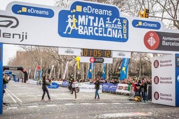 florence-kiplagat-half-marathon-world-record