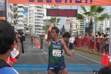colombians-shine-at-south-american-race-walki