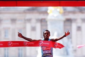 kebede-and-jeptoo-surprise-in-london
