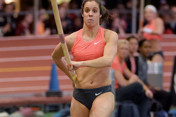 stefanidi-morris-pole-vault-millrose-games