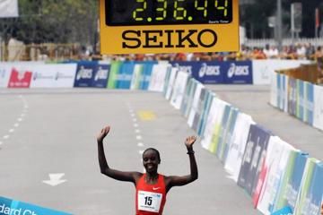 kenyans-sweep-in-singapore