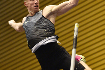 piotr-lisek-six-metres-pole-vault-potsdam
