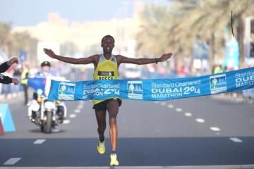 standard-chartered-dubai-marathon-tsegaye-mek