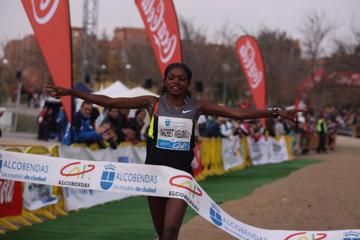 medhin-and-weldu-breeze-to-alcobendas-victory