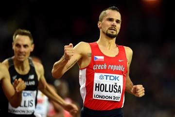 jakub-holusa-kicking-champion