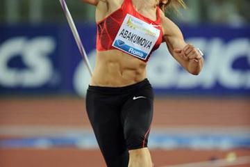 abakumova-unleashes-6798m-world-lead-in-velen