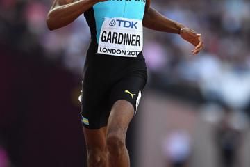 steven-gardiner-400m-bahamas