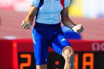 597m-world-lead-by-lavillenie-brings-down-the