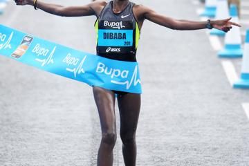 dibaba-and-kipsang-take-great-north-run-victo