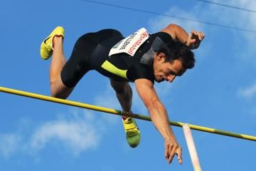 lavillenie-flying-high-lemaitre-takes-sprint