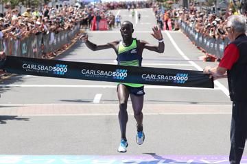 carlsbad-5000-2019-cheserek-wanjiru-cherry-bl