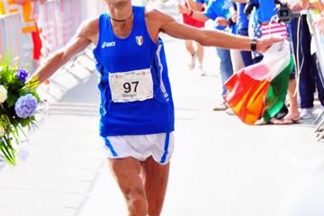 calcaterra-and-bychkova-win-the-25th-iau-100k