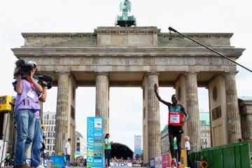 kirui-following-gebrselassies-berlin-example