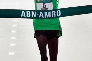 chebet-impresses-with-20527-victory-in-rotter